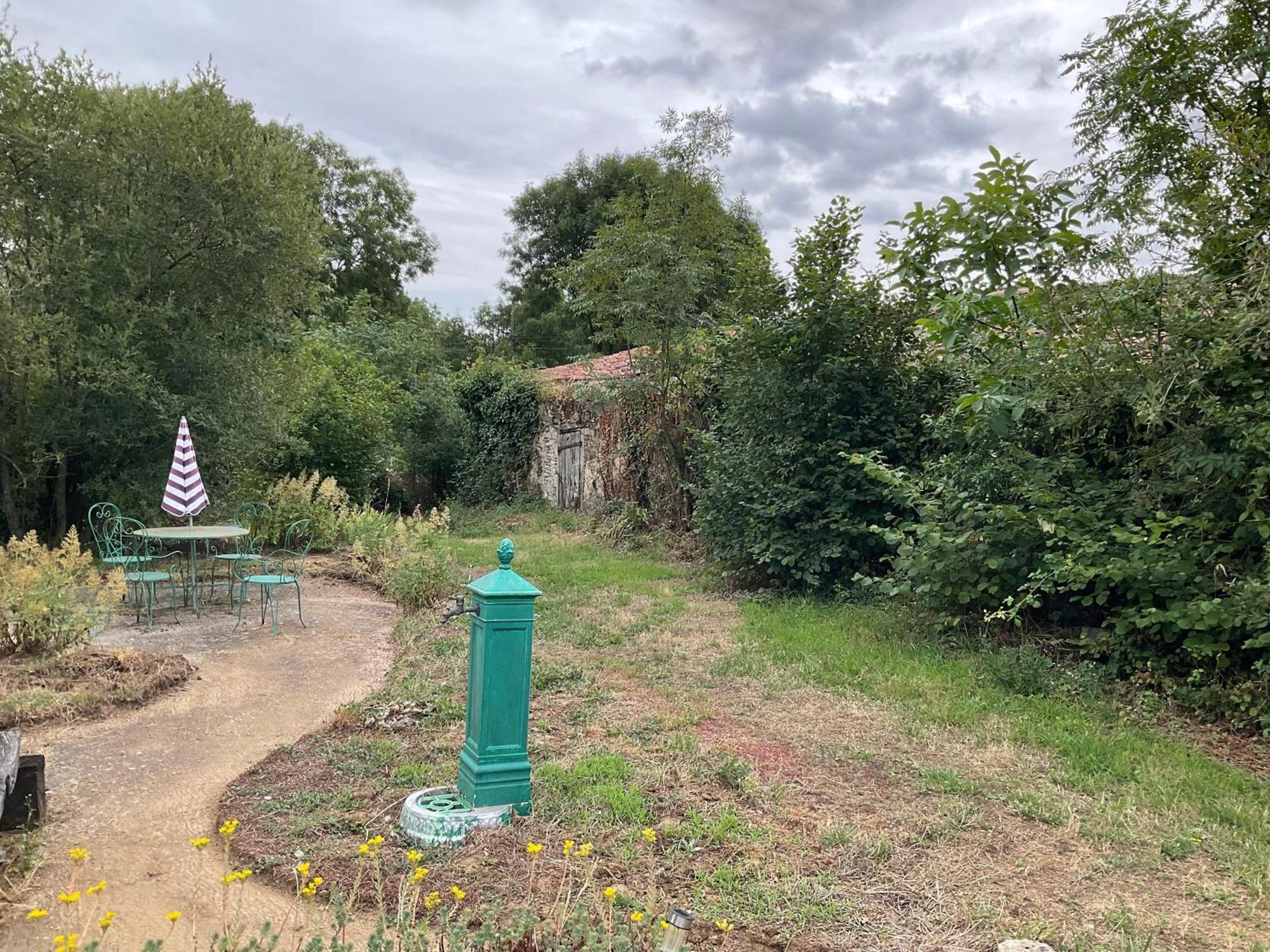 Saint-Pierre-du-Chemin La Brionniere B&B 외부 사진